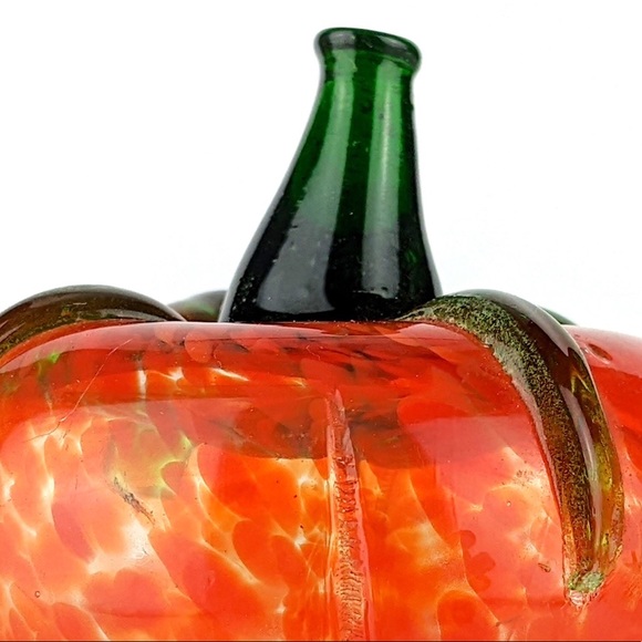 Vintage Murano Style Heirloom Tomato, Marbled Blown Glass Fruit - Picture 4 of 6